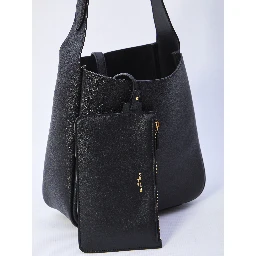 Le 5 à 7 bag small with pouch