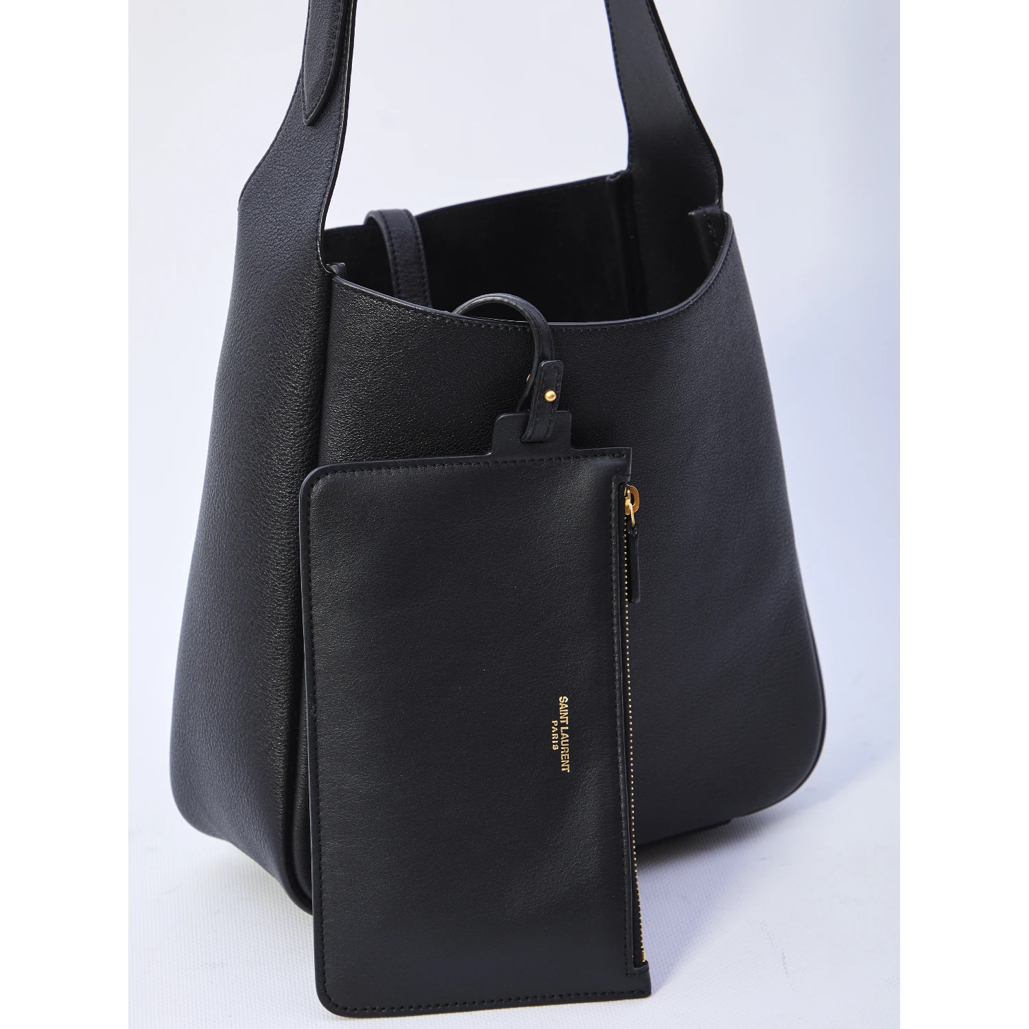 Le 5 à 7 bag small with pouch