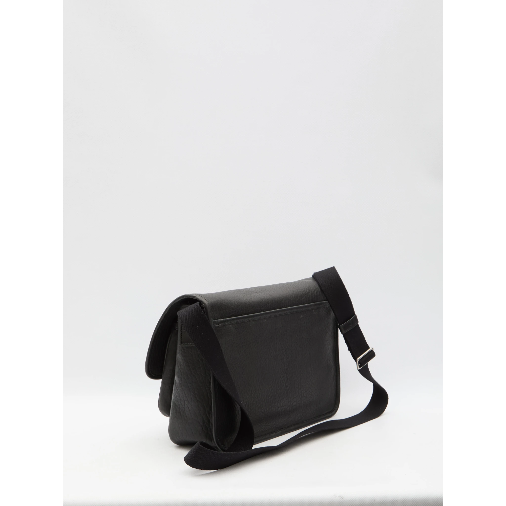 Niki Messenger bag