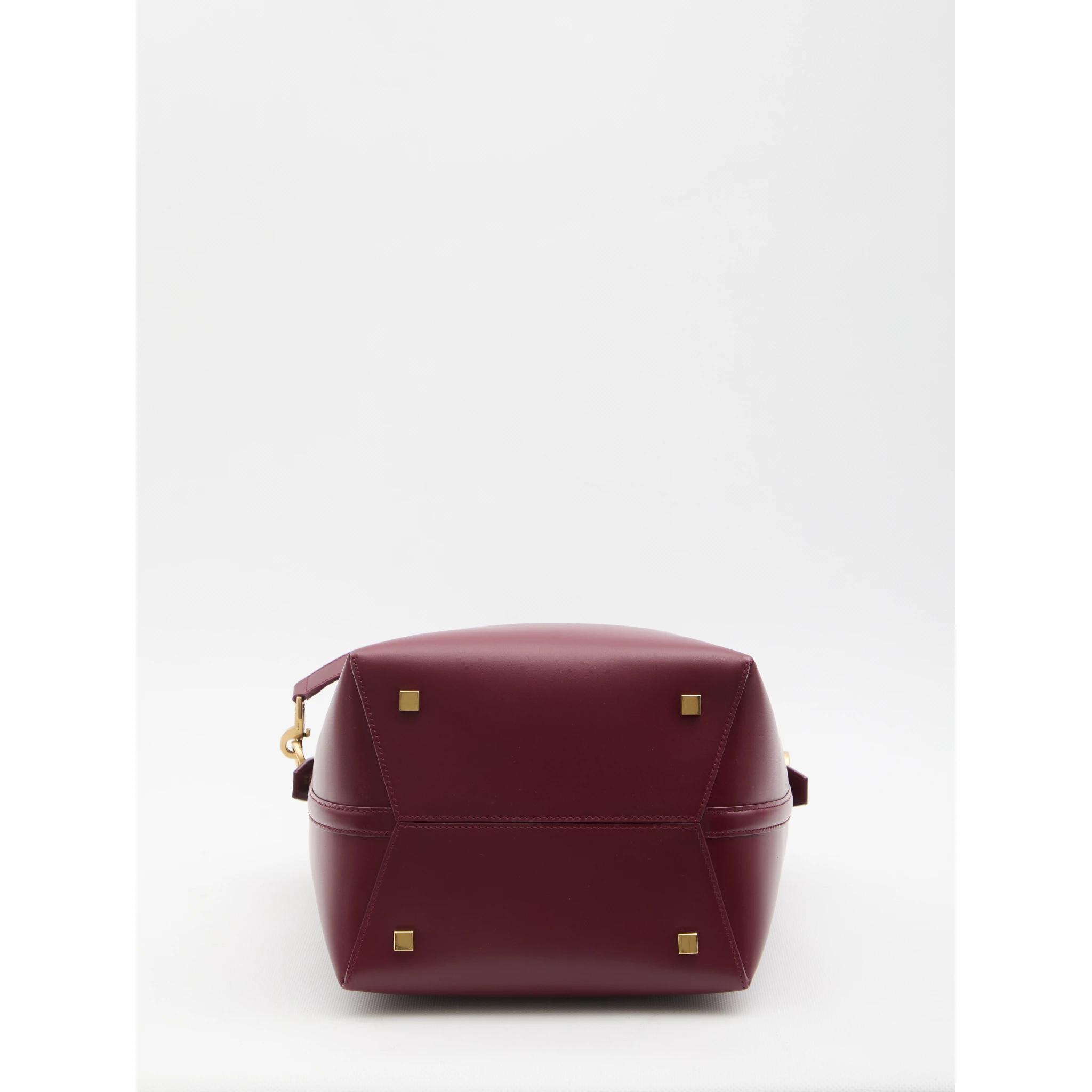 Le 37 bucket bag
