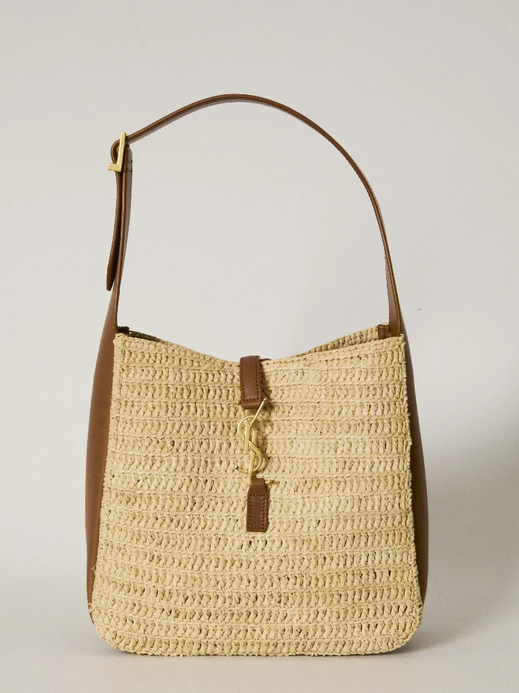Le 5 à 7 raffia and leather bag