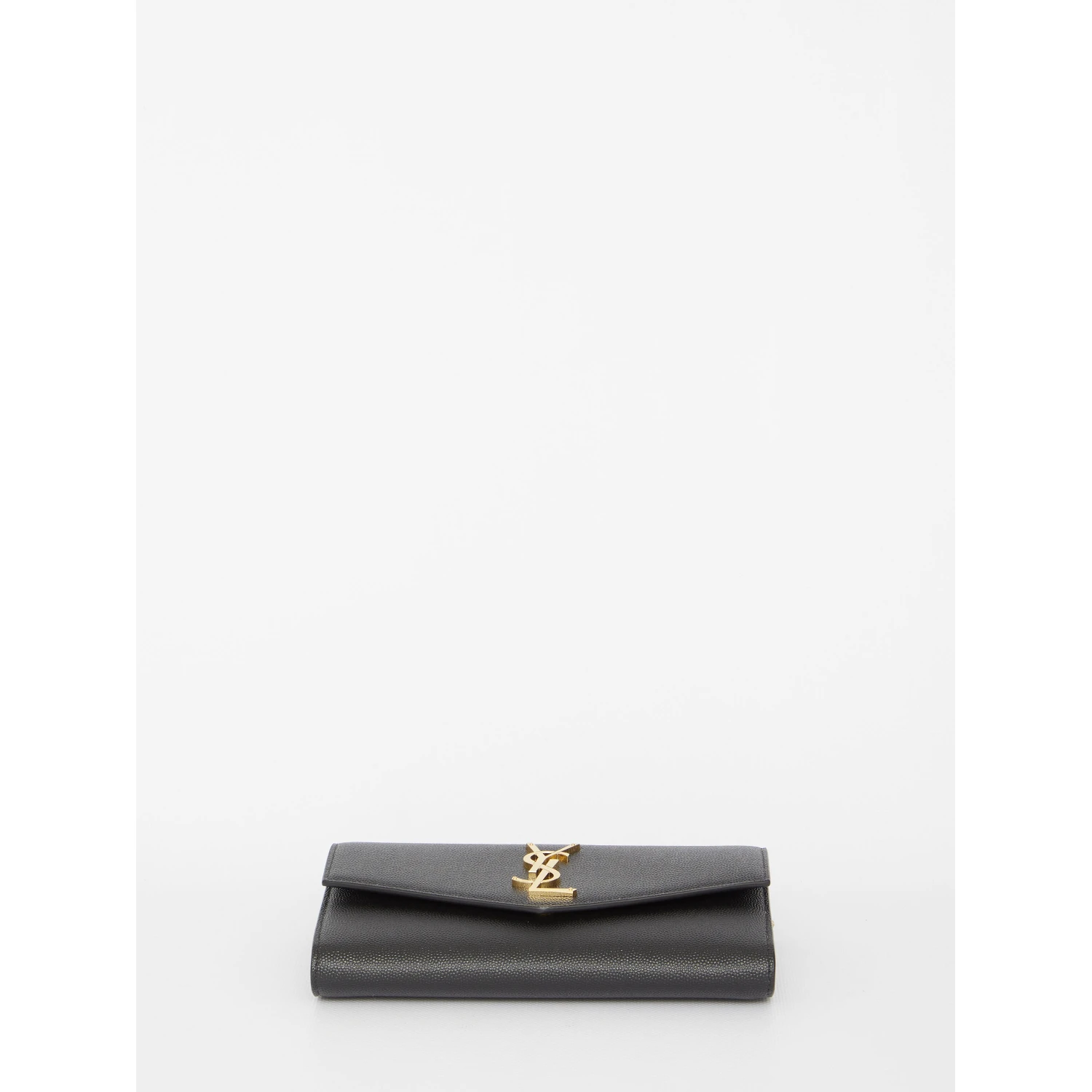 Uptown pouch with chain