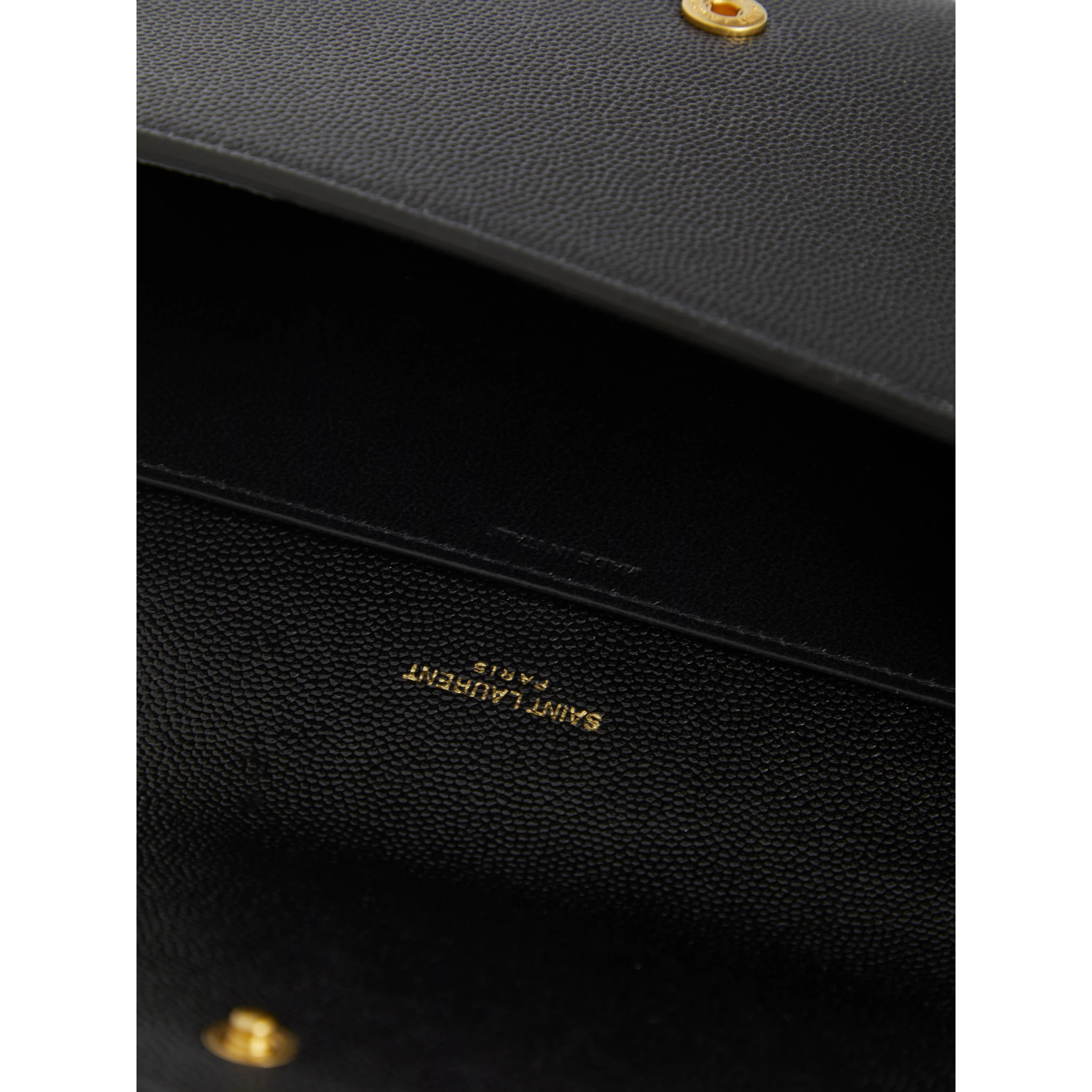 Uptown pouch with chain