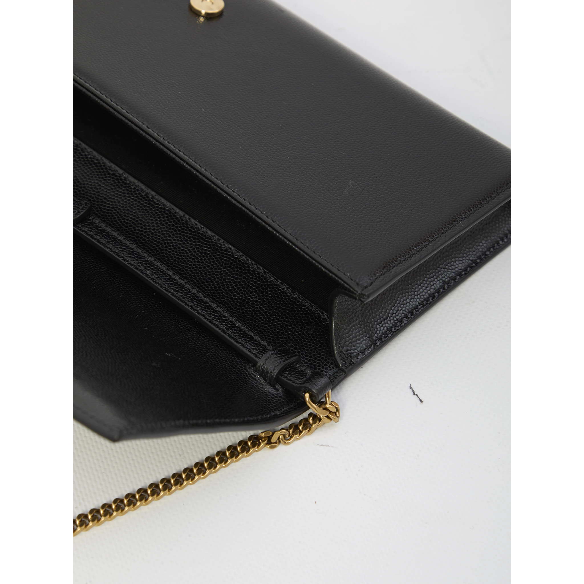 Kate baguette clutch