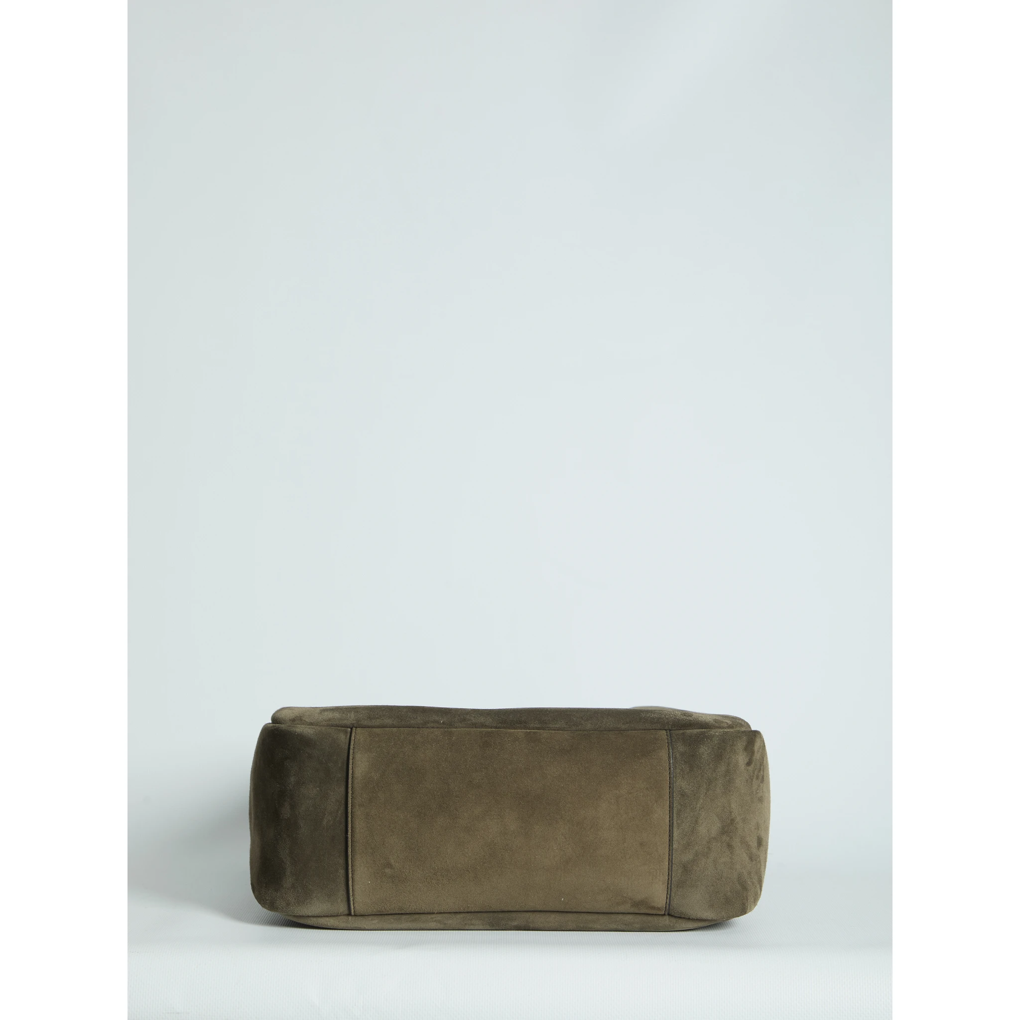 Suede Le 5 à 7 bag large
