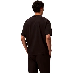 تيشيرت قطني أسود