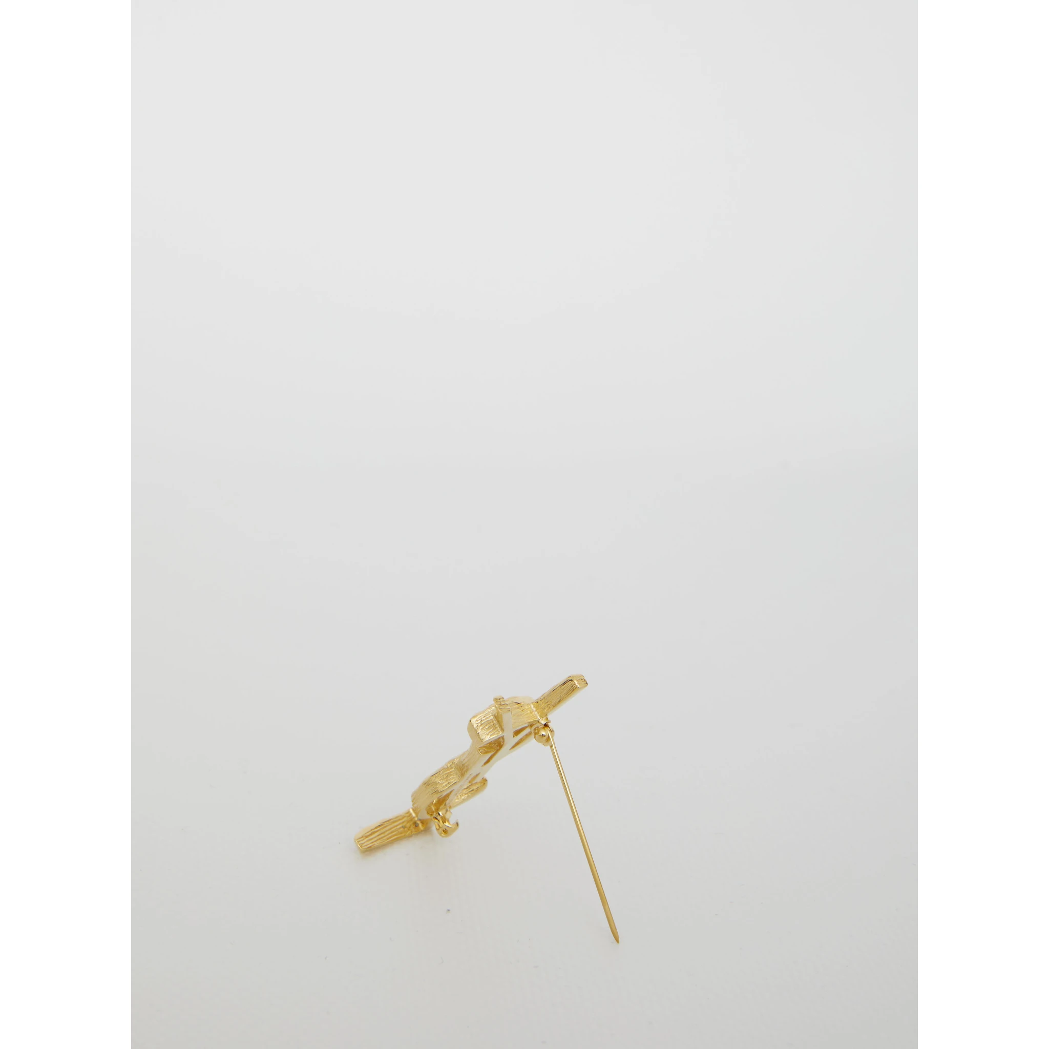 Cassandre brooch