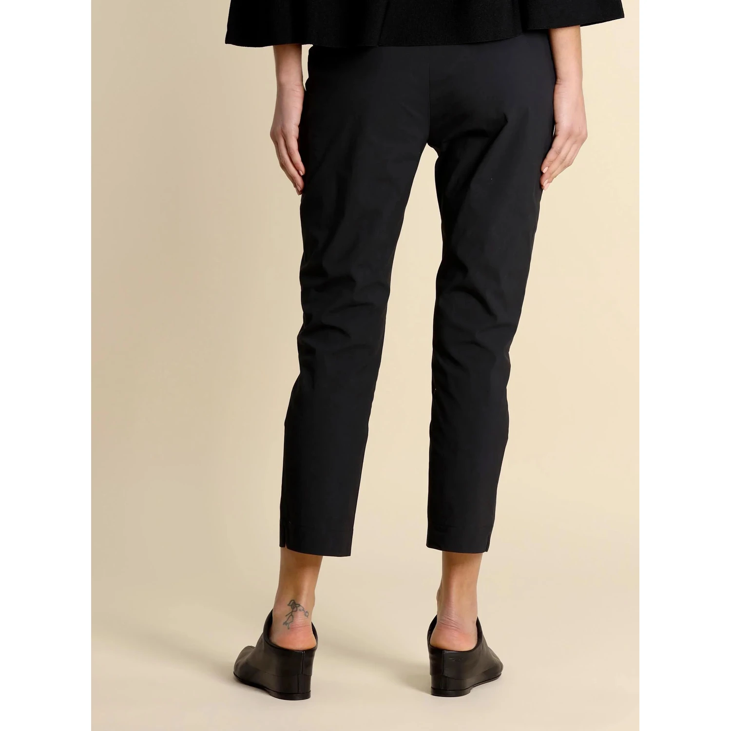 LIVIANA CONTI LIV pants