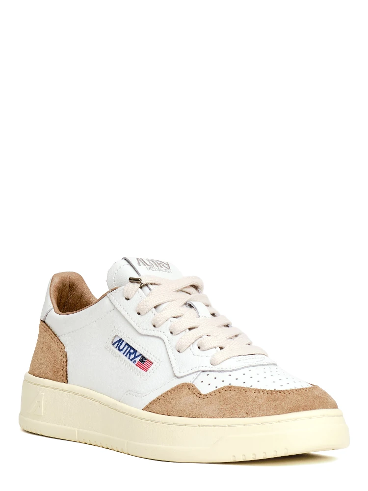 Sneakers Medalist Low In Pelle Soft Bianca, Suede Beige alternative