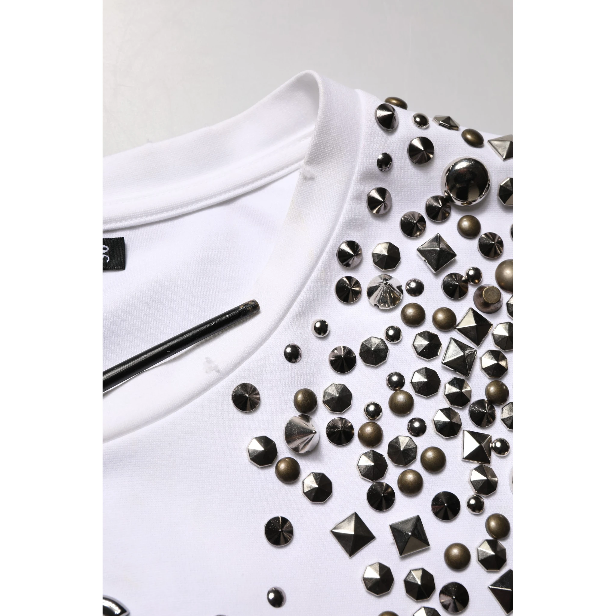 White Rhinestones Sleeveless Round Neck T-shirt