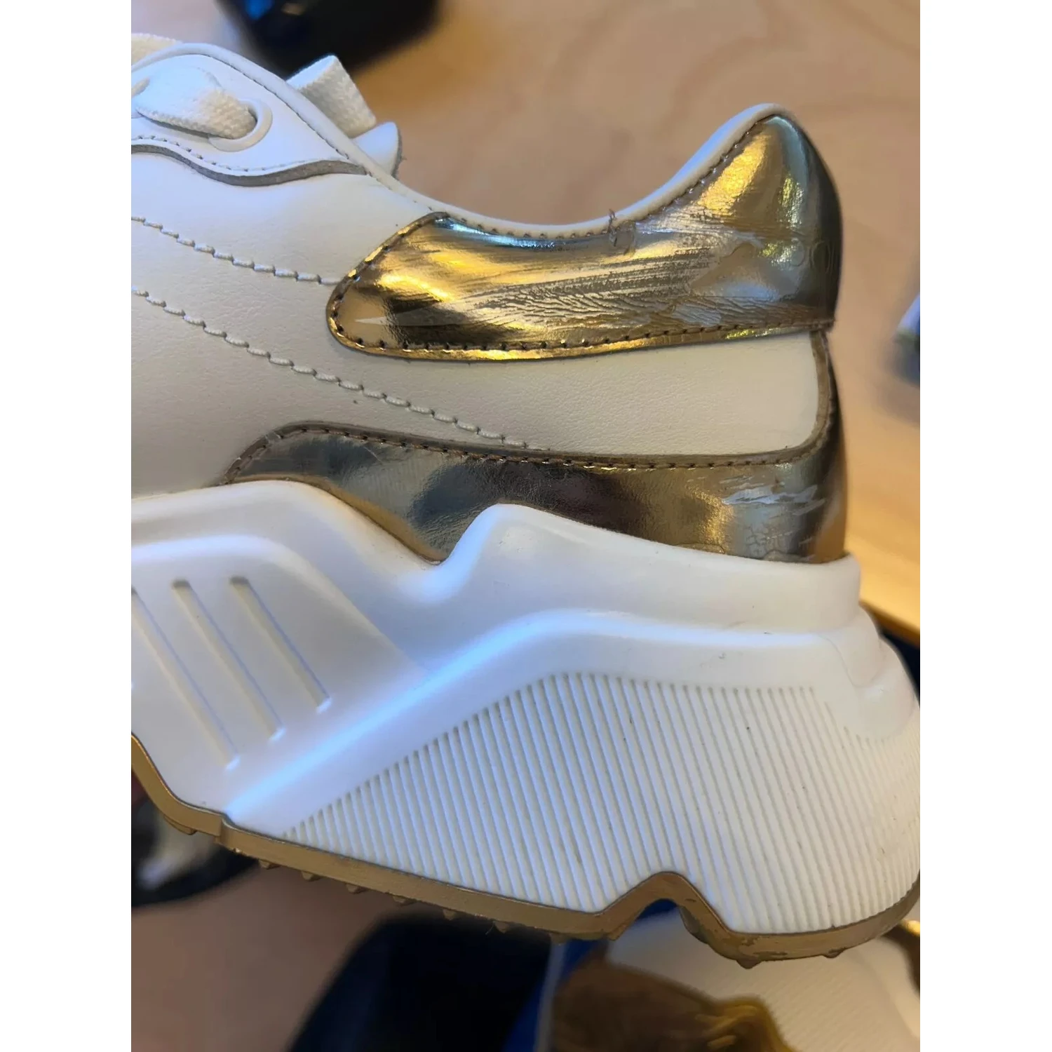 White Gold Daymaster Low Top Sneakers Shoes