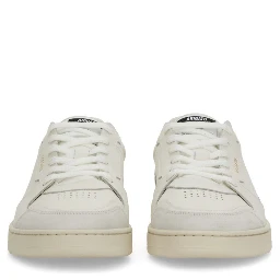 SNEAKER "SAYS IT"
