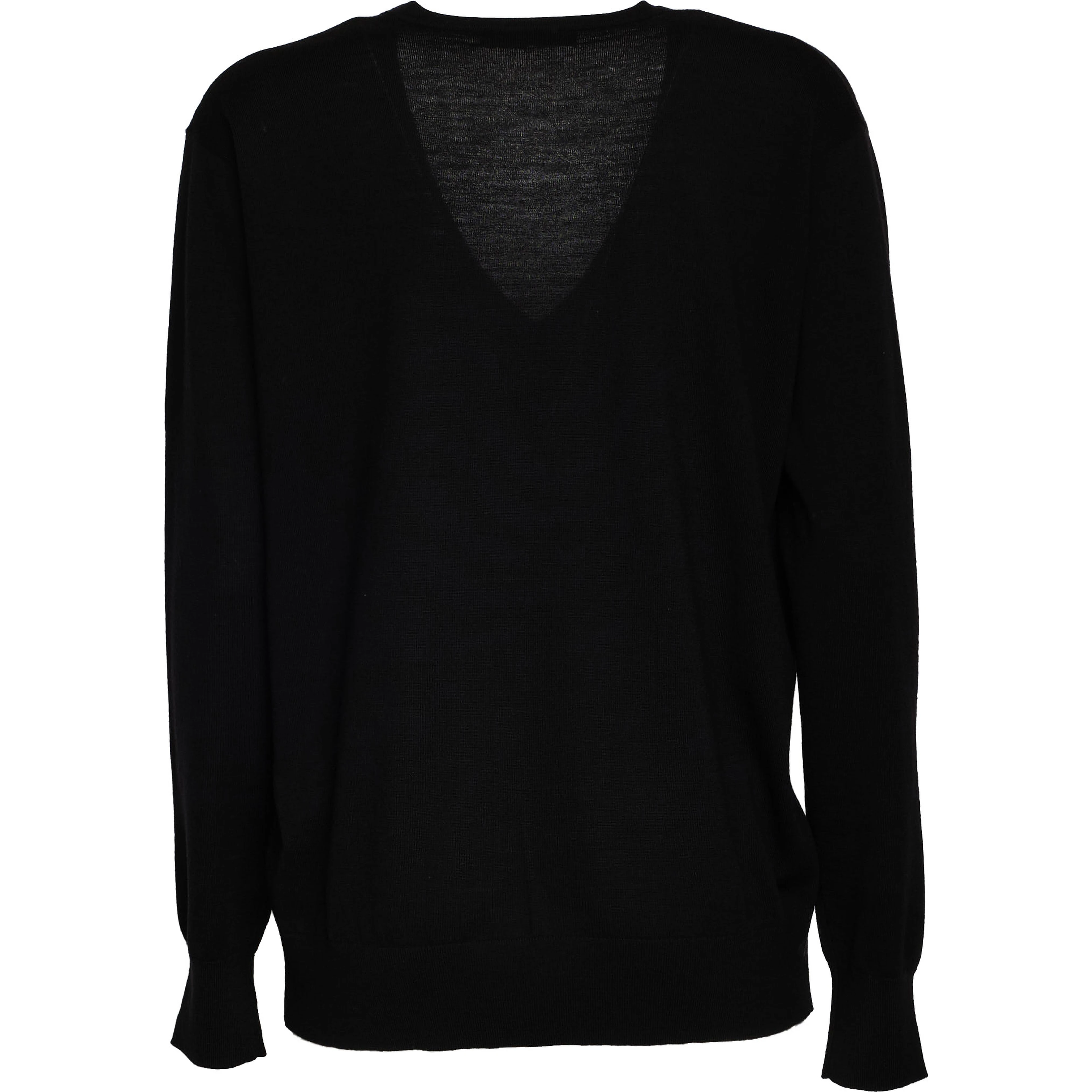 Tuomas V Neck Sweater