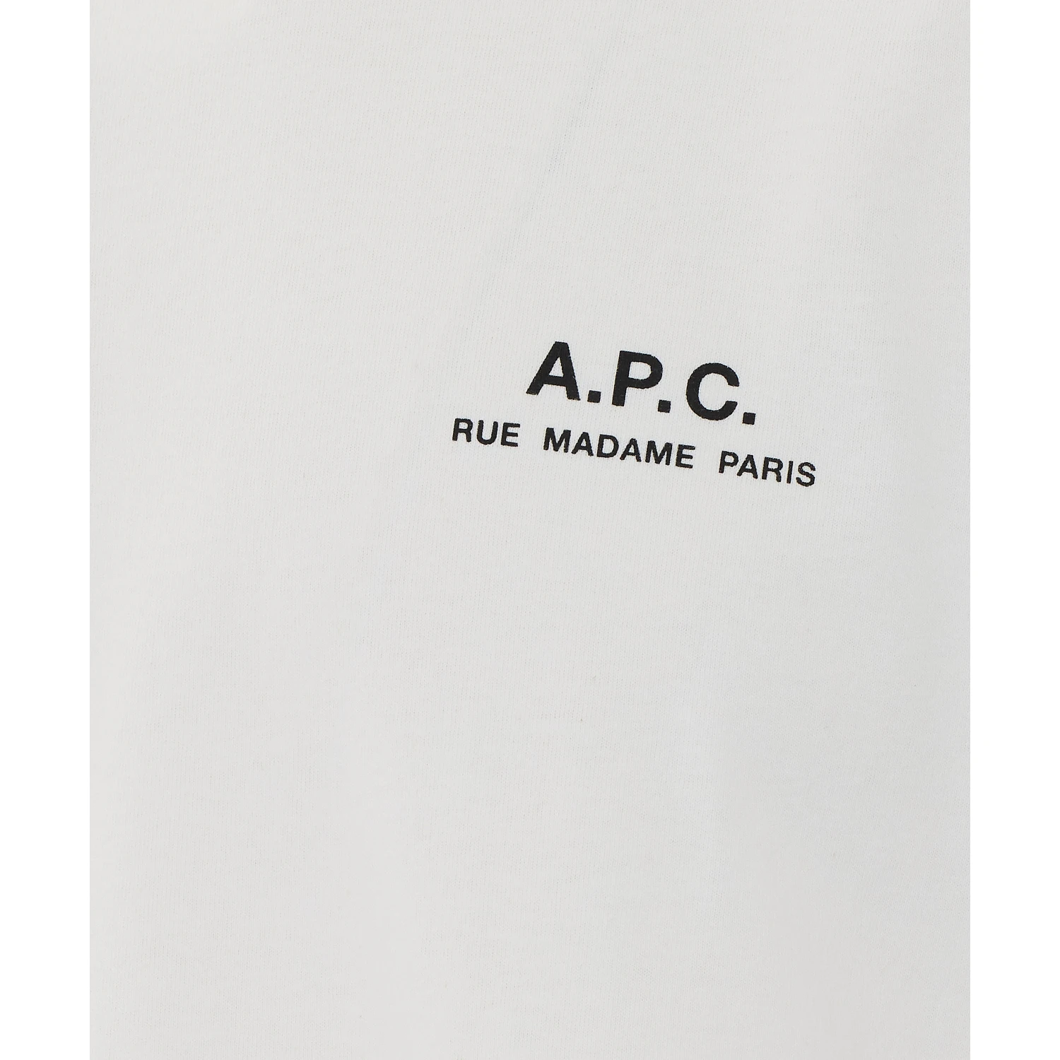 تيشيرتات وبولو من شركة APC