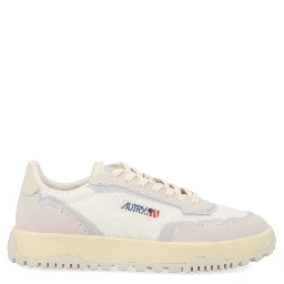 "WILDPACE LOW" SNEAKER