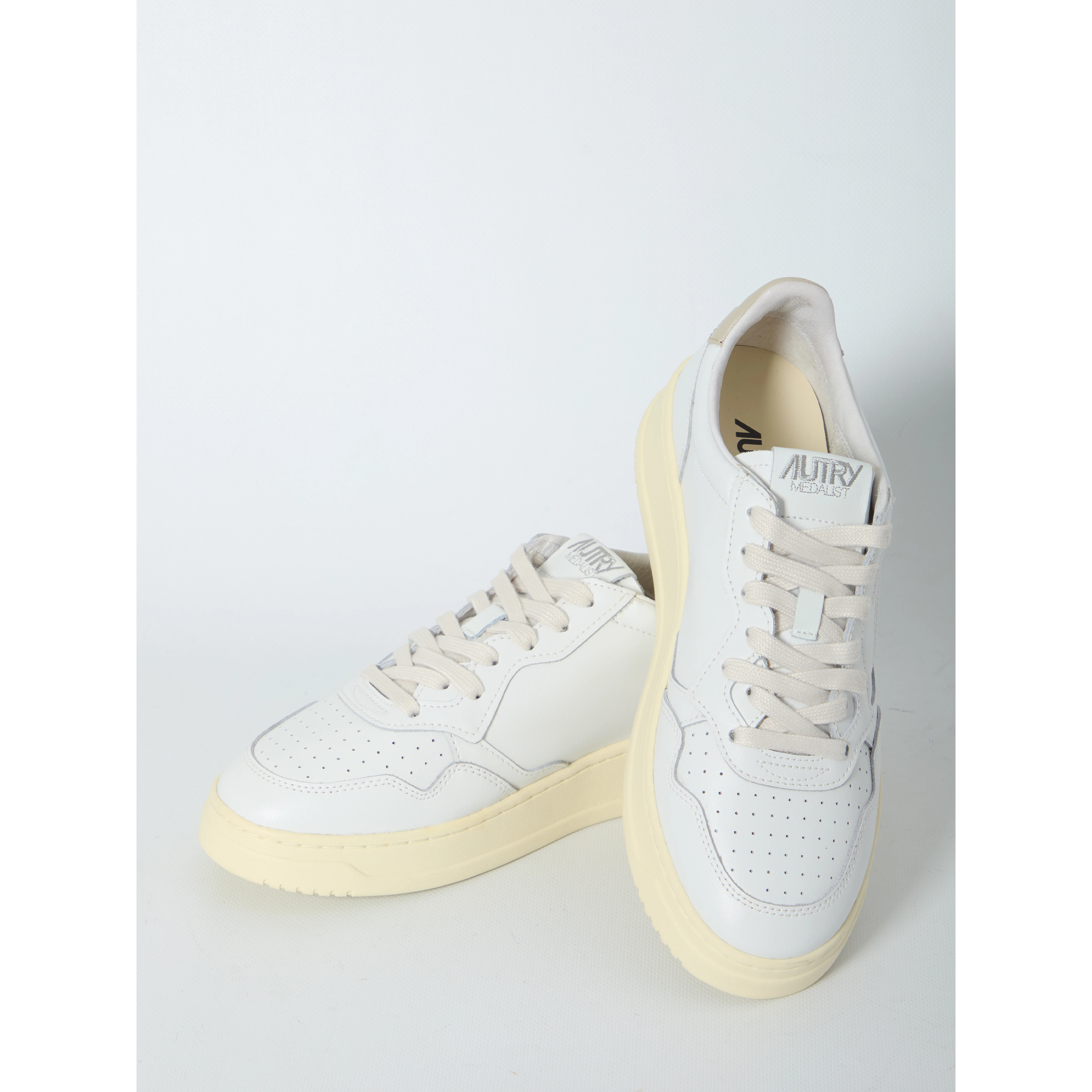 Medalist Low sneakers