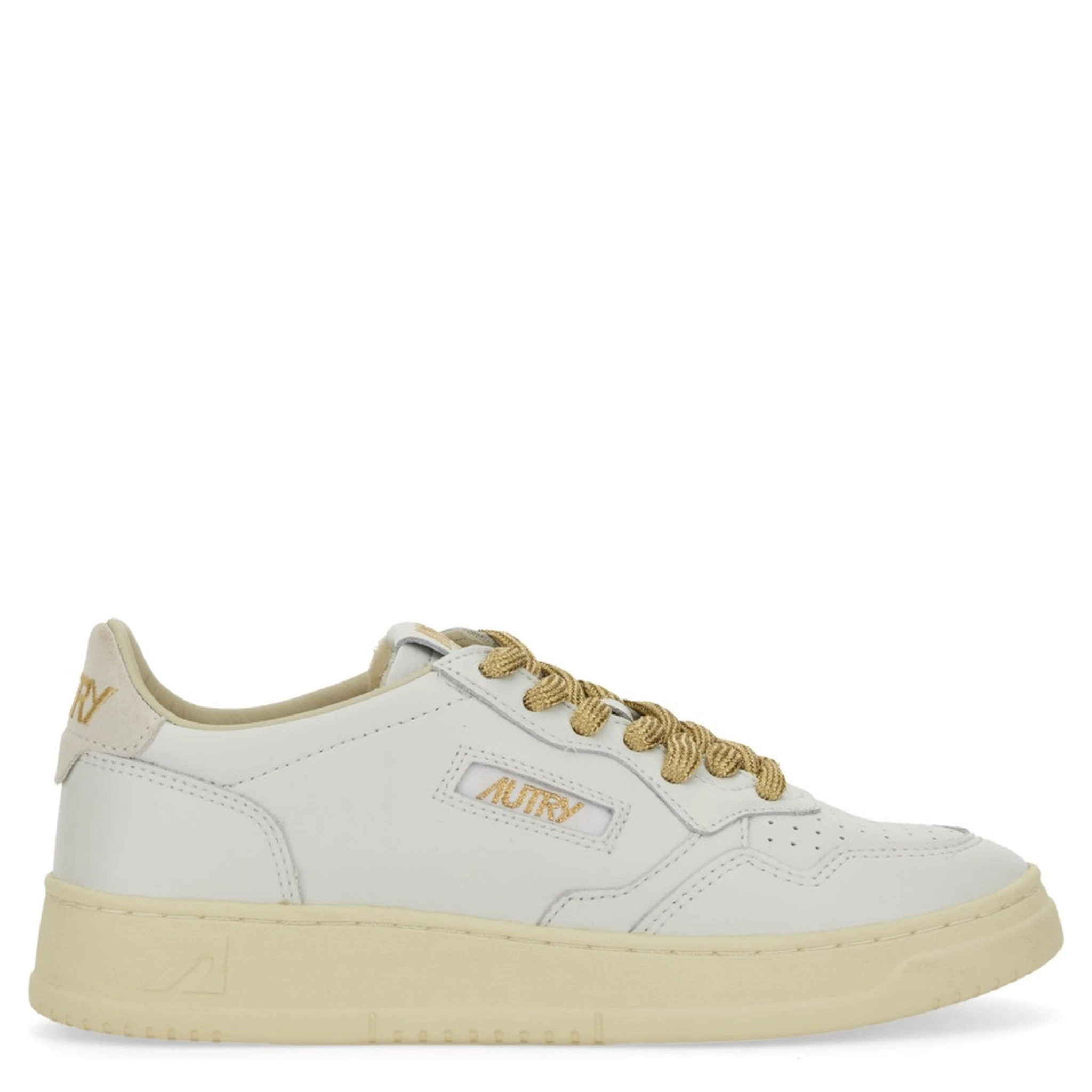 MEDALIST LOW SNEAKER