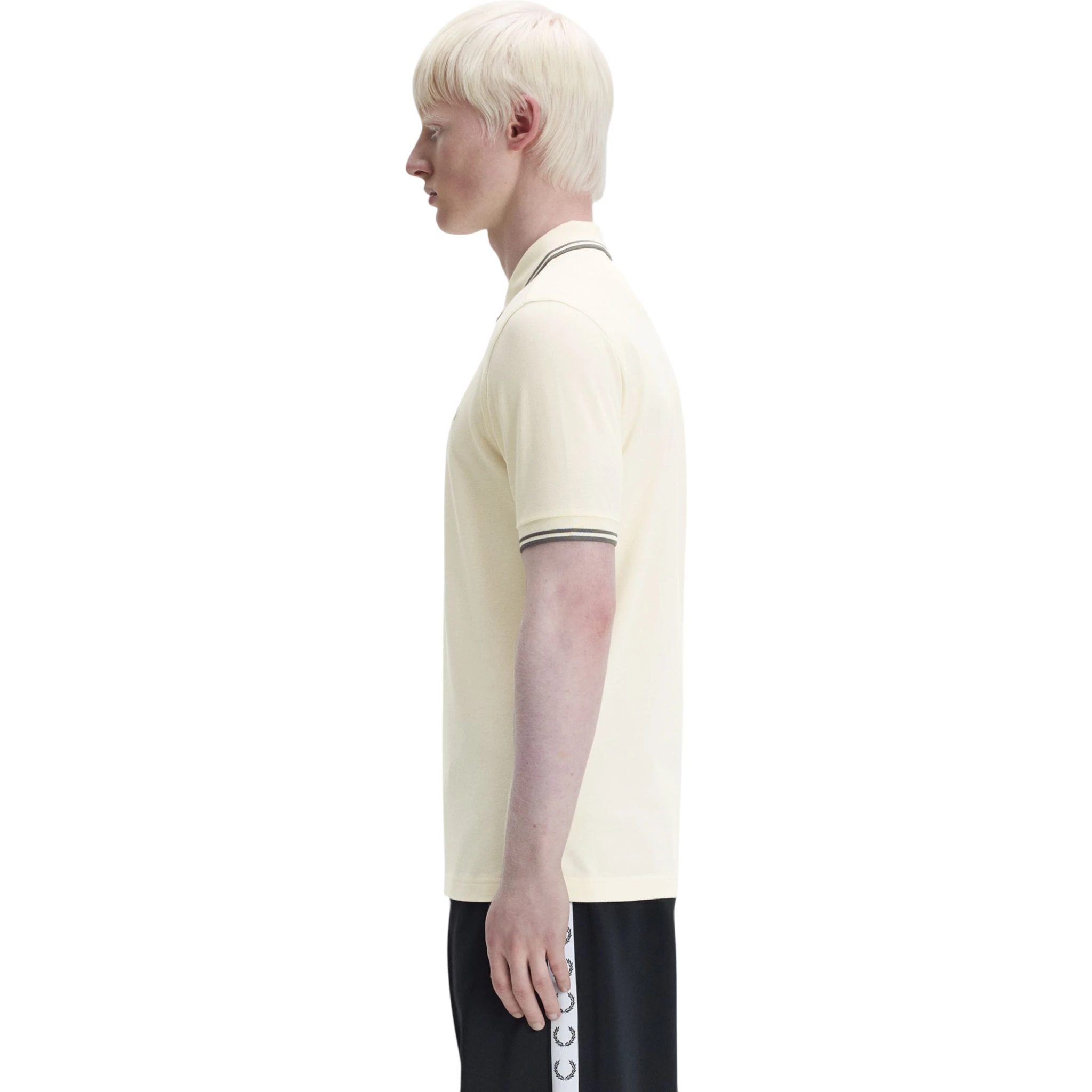 Fred Perry T-shirts and Polos Cream