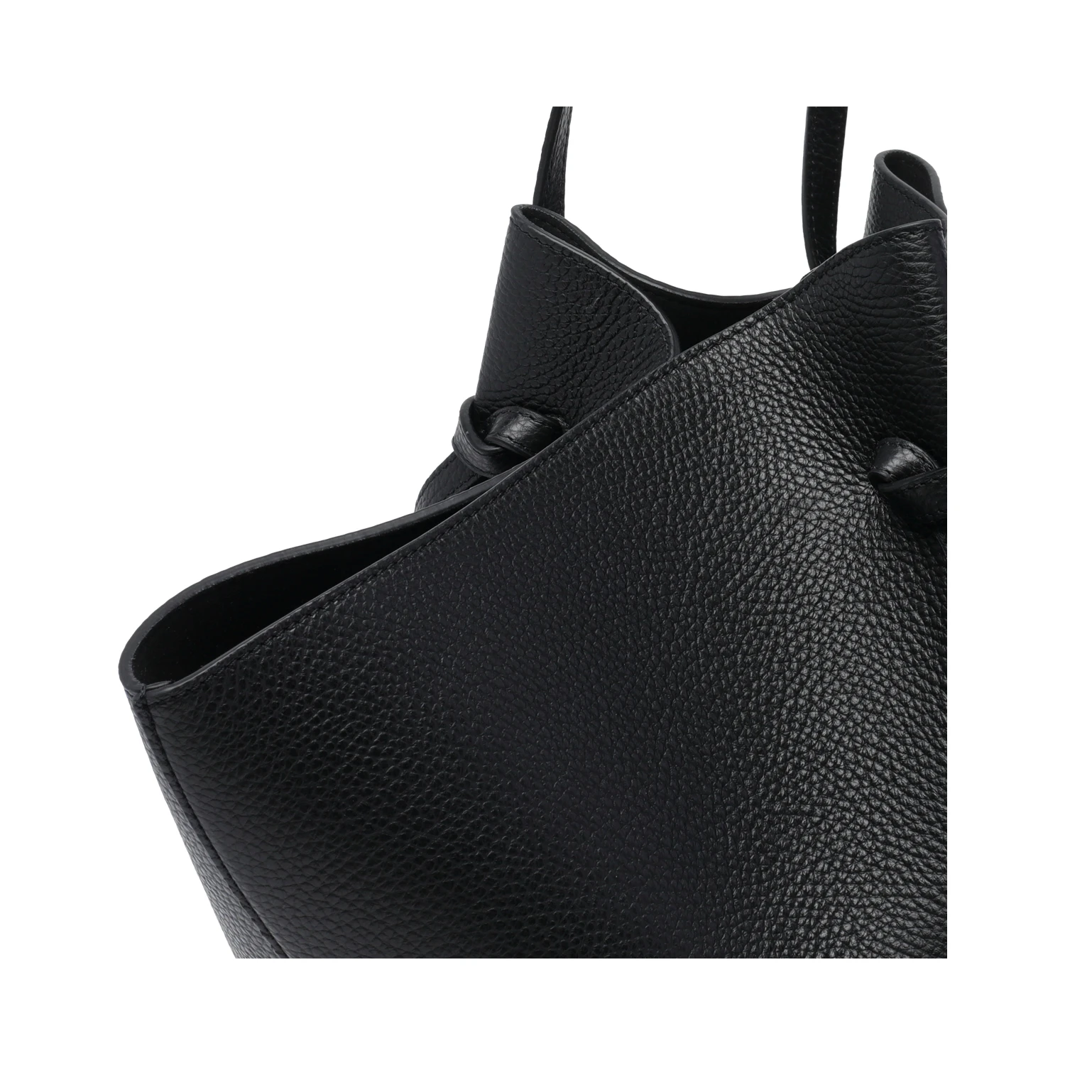 Yuzefi Bags.. Black