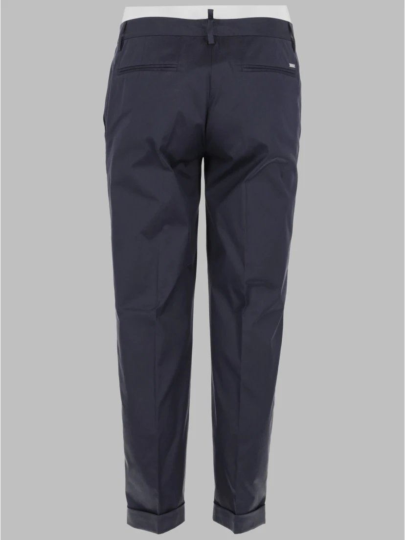 pantaloni
i