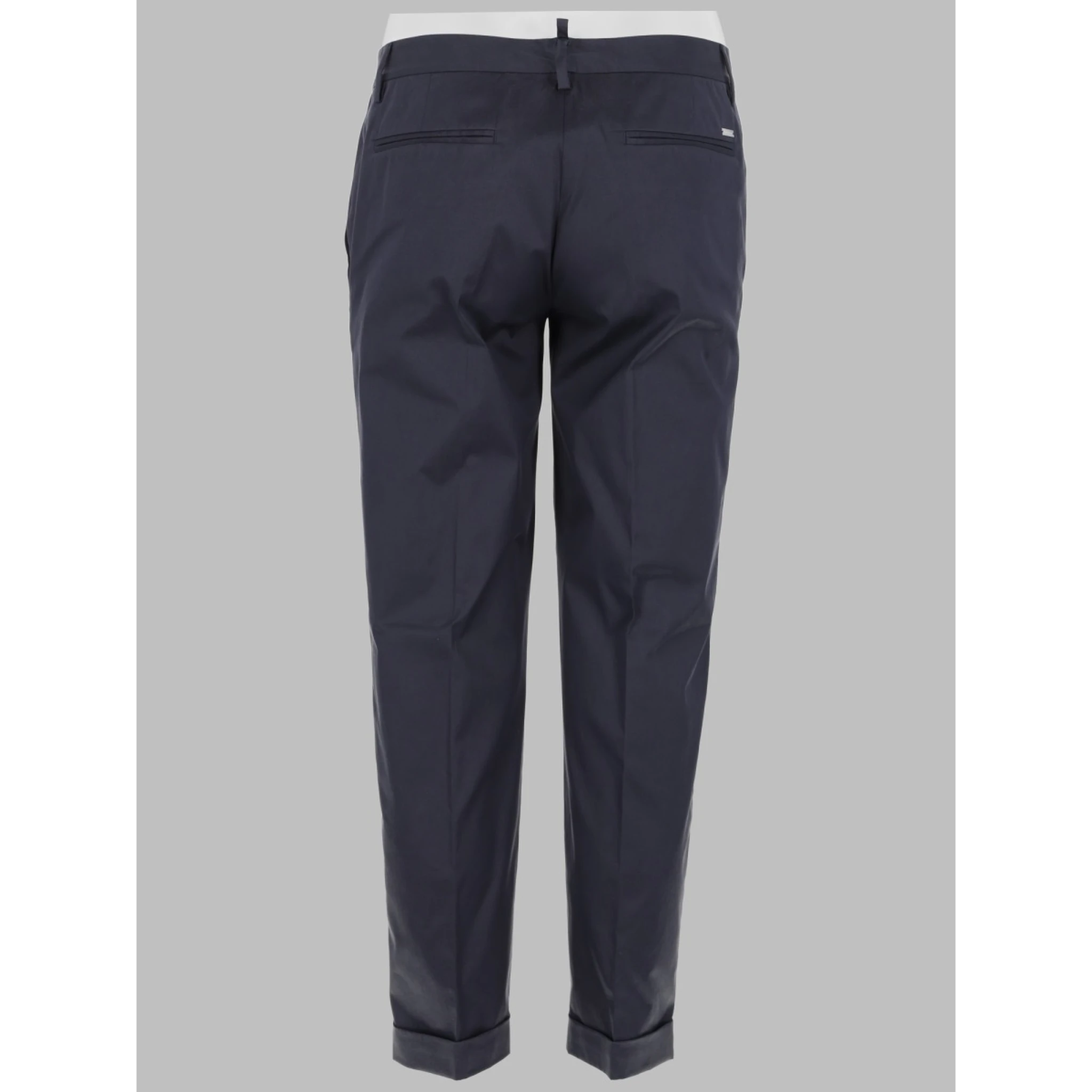 pantaloni
i