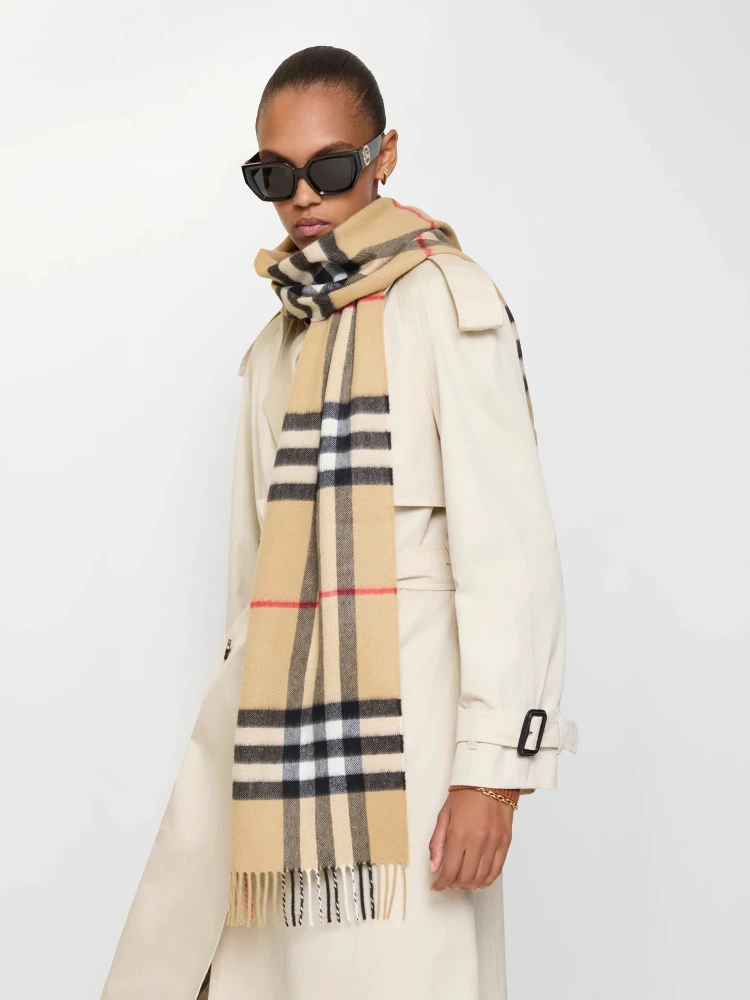 BURBERRY scarf alternative
