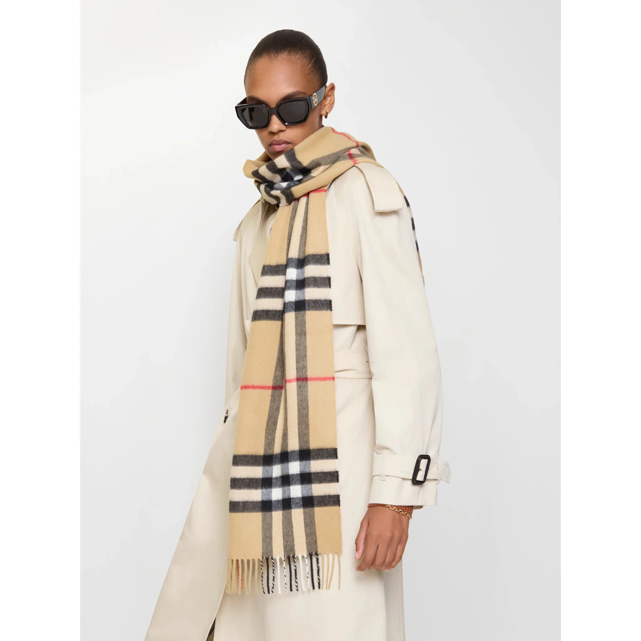 BURBERRY scarf