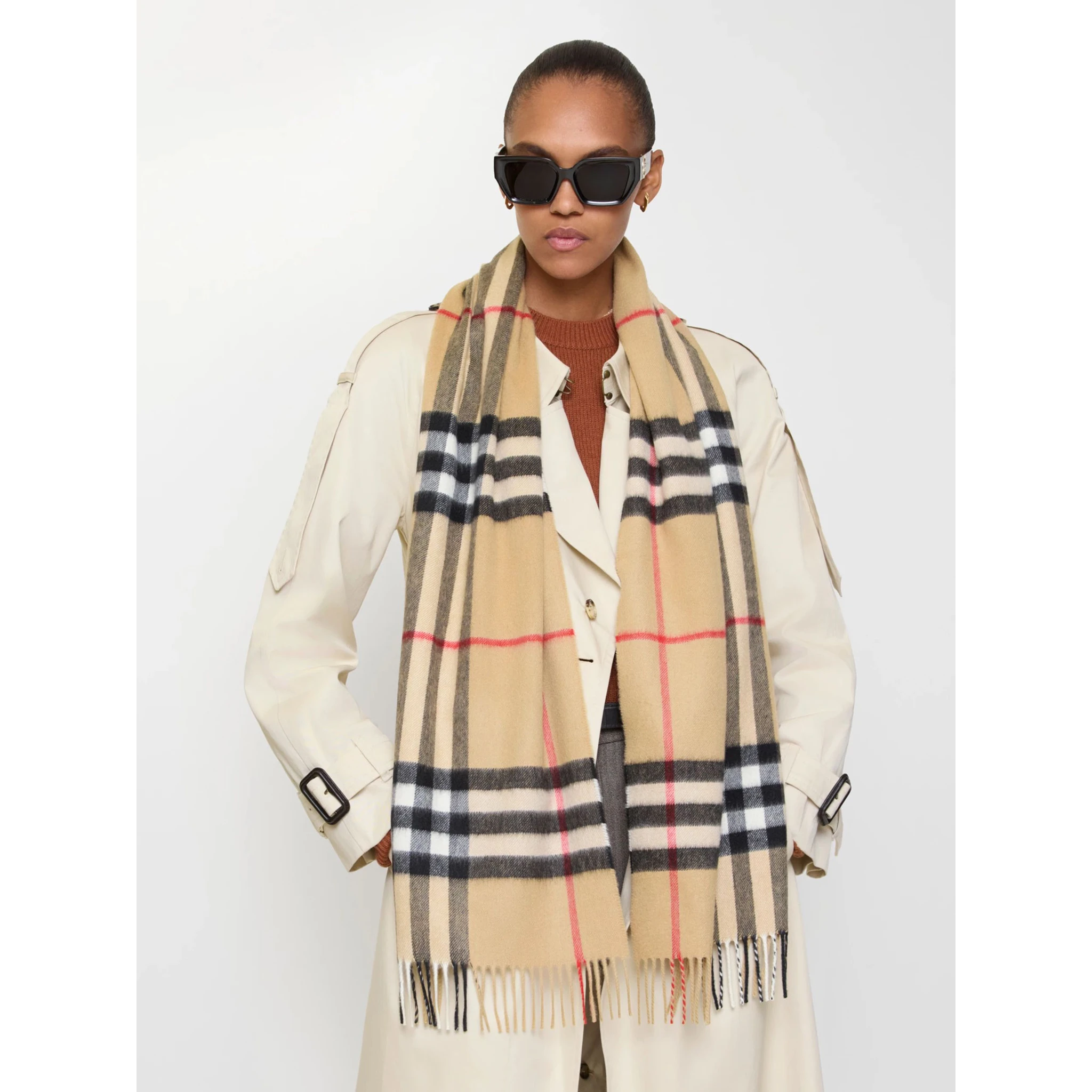 BURBERRY scarf