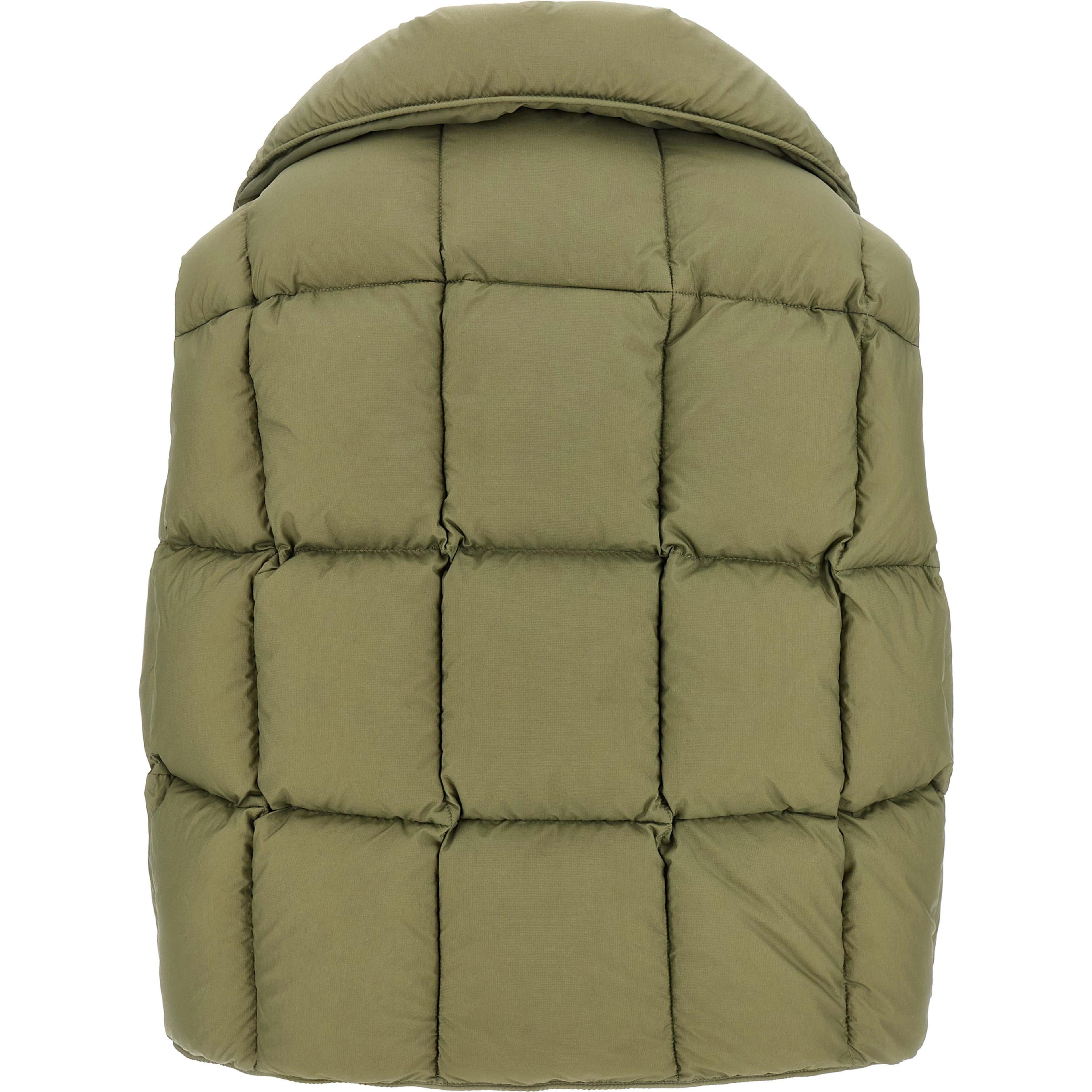 Bicolor Nylon Sleeveless Jacket
