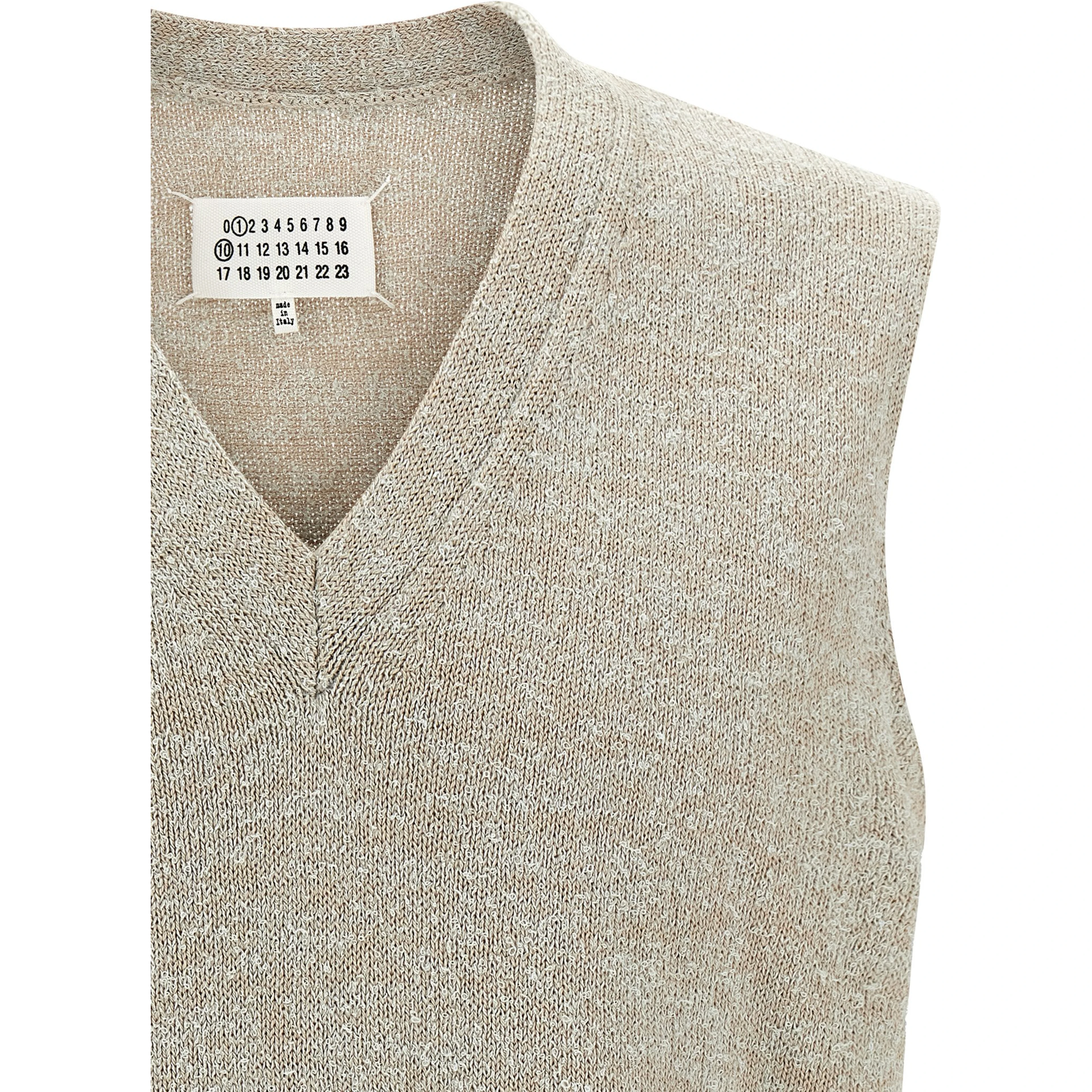 Beige Cotton Sleeveles Sweater