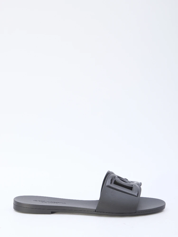 Rubber beachwear slides