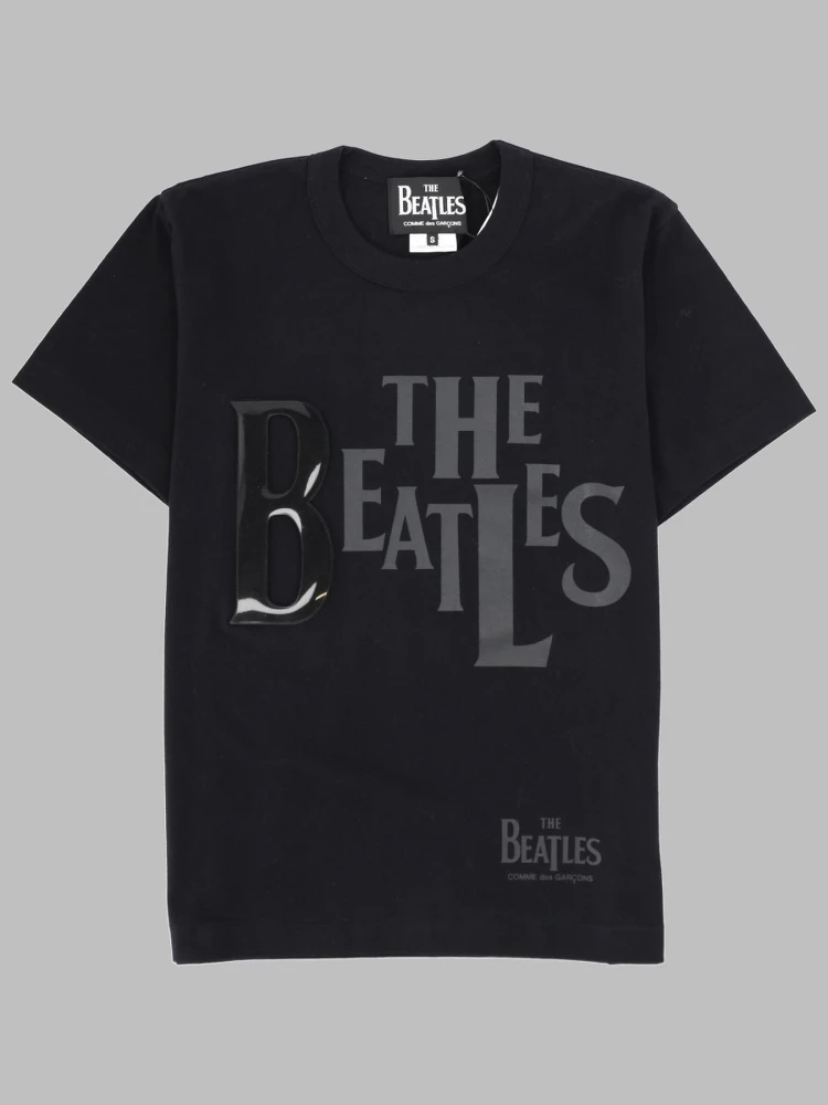 T-SHIRT CON STAMPA