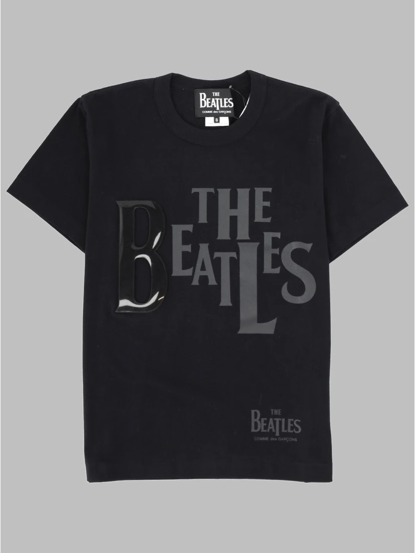 T-SHIRT CON STAMPA