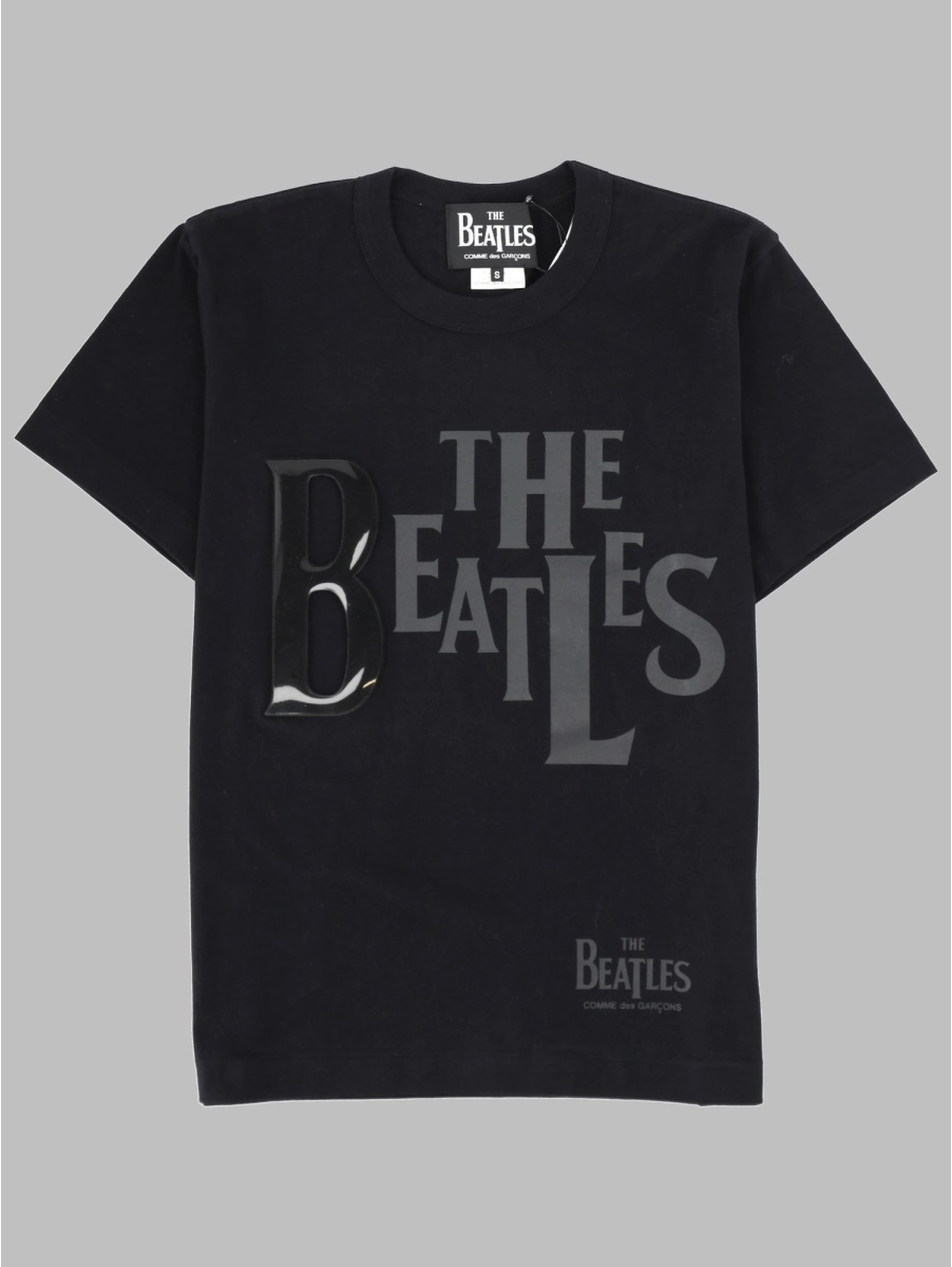 T-SHIRT CON STAMPA
