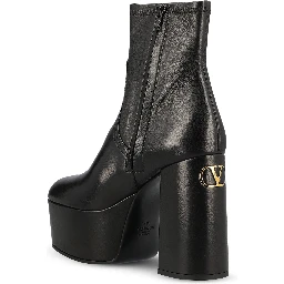 VALENTINO GARAVANI Boots Black