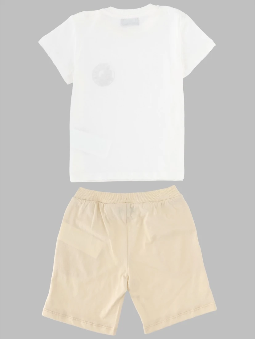 t-shirt and shorts
set