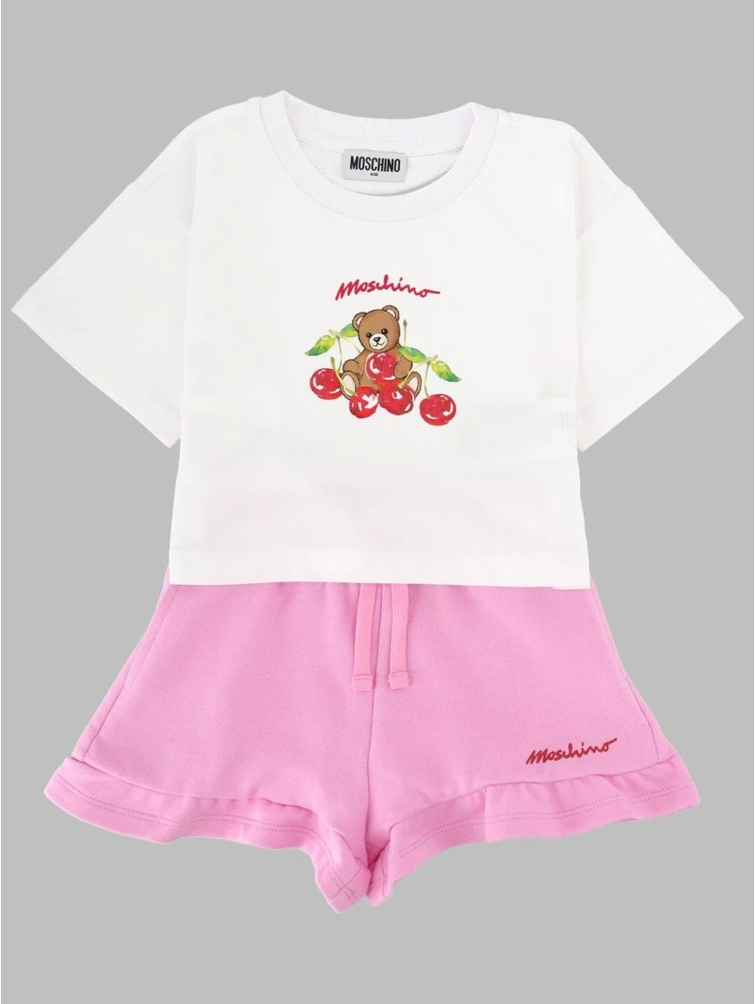 t-shirt and shorts
set