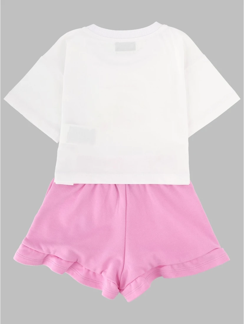t-shirt and shorts
set