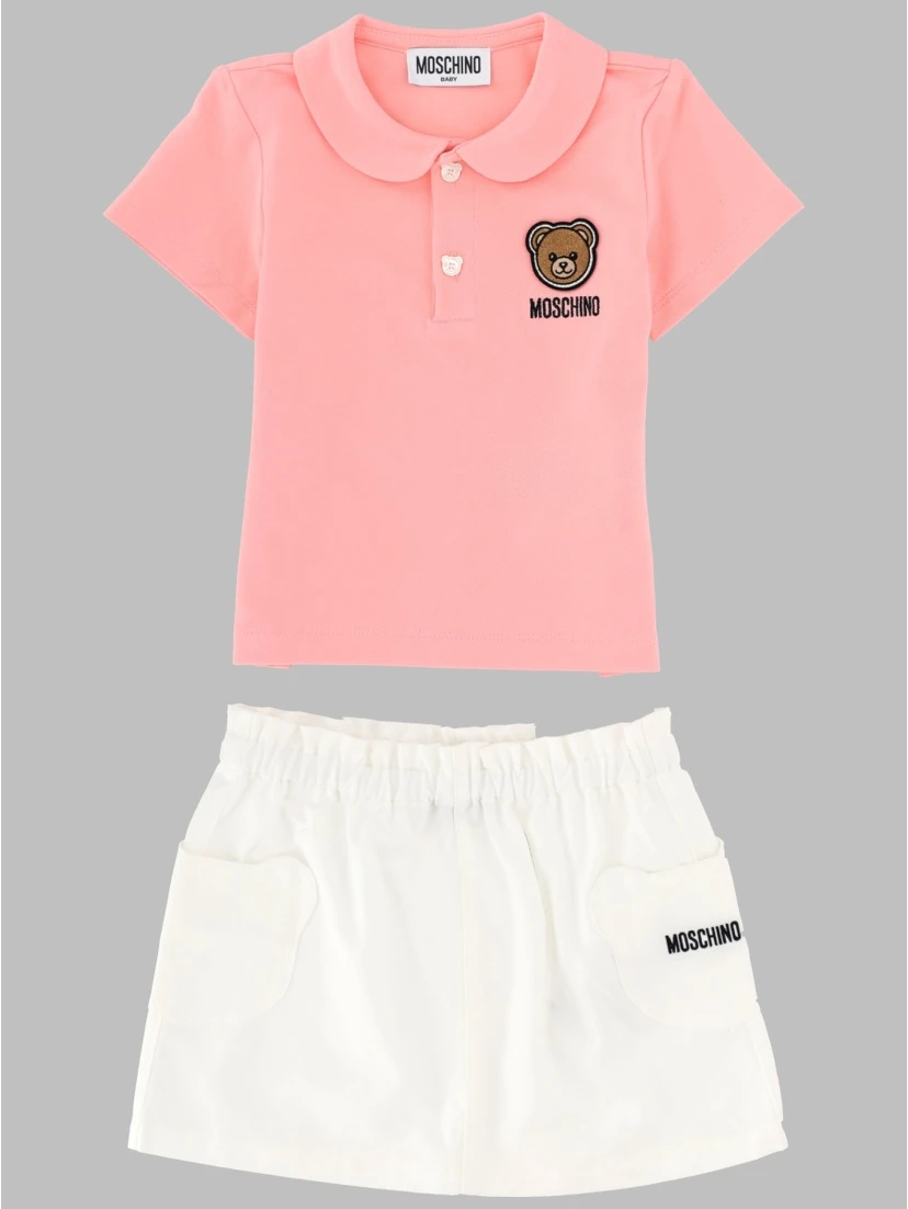polo-shirt and
skirt set