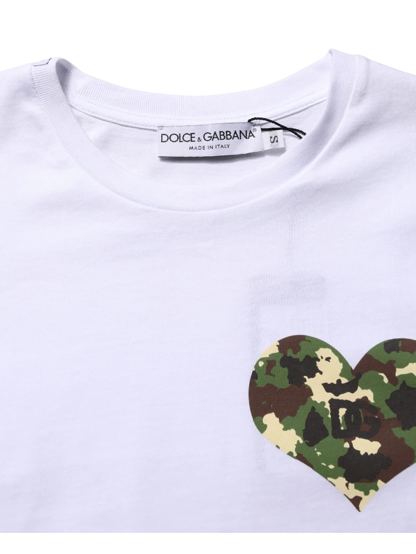White Heart Shaped Camouflage Patch Men T-shirt