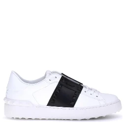 حذاء رياضي منخفض من جلد العجل الأبيض من بوس توروس