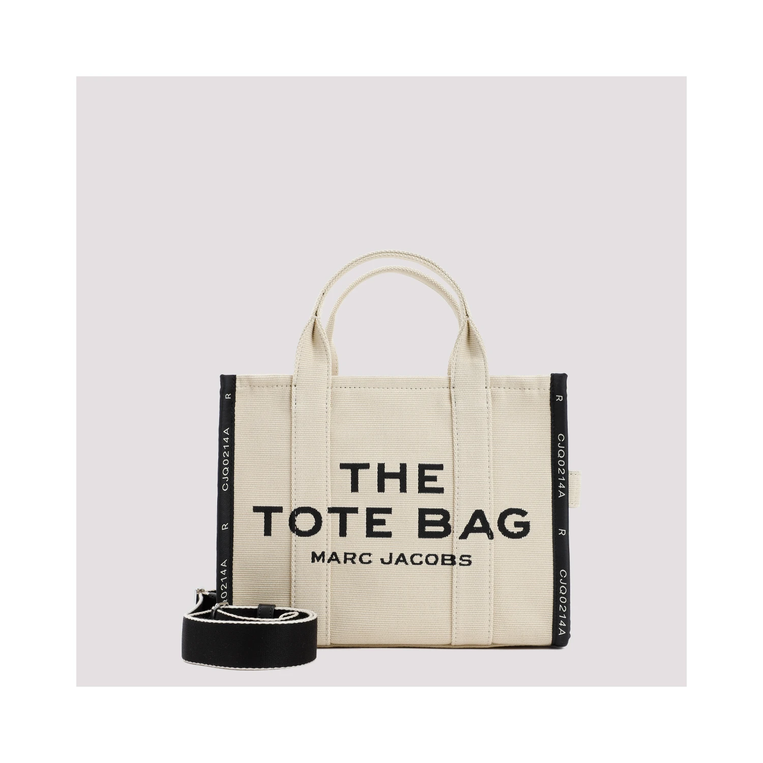 THE MEDIUM TOTE