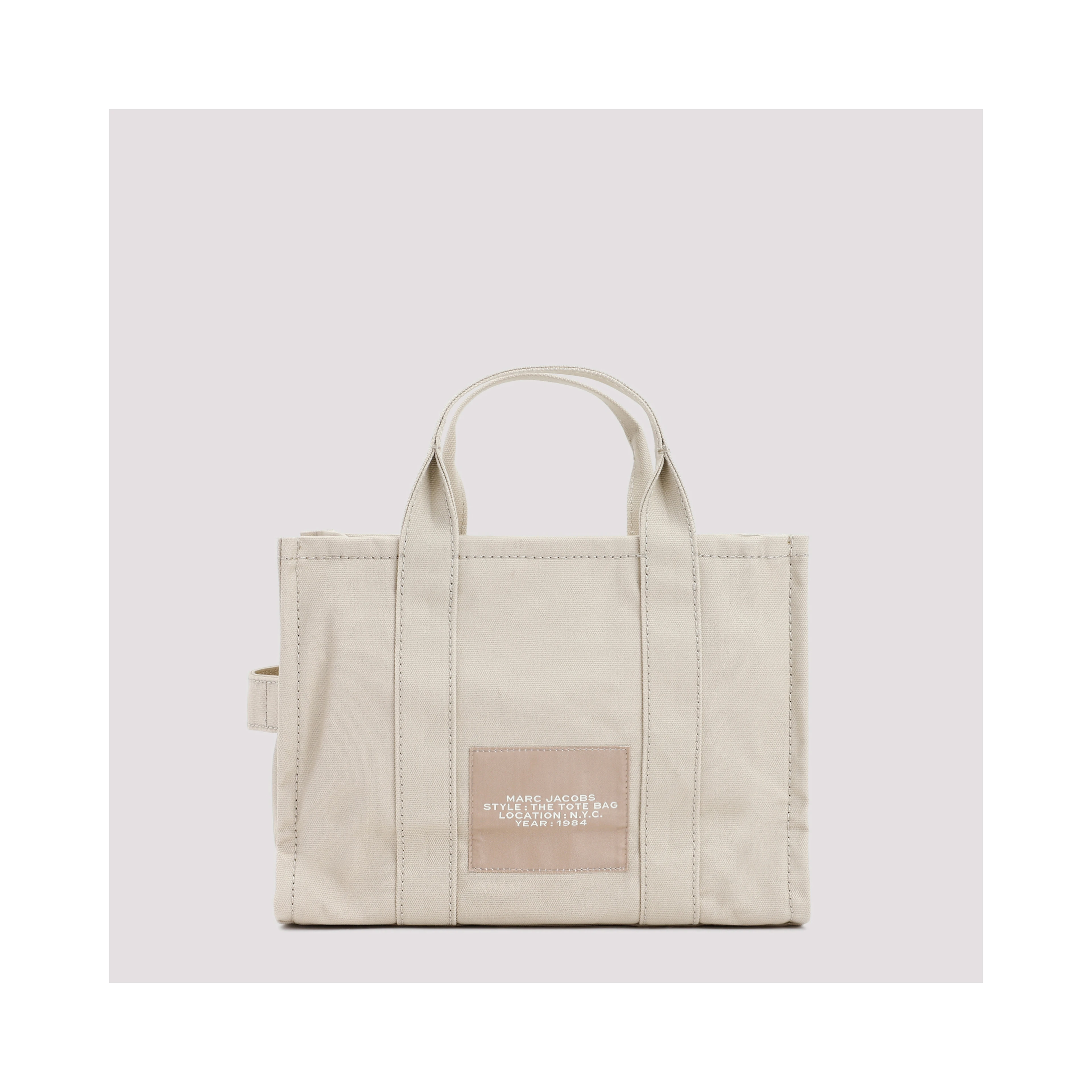 THE MEDIUM TOTE