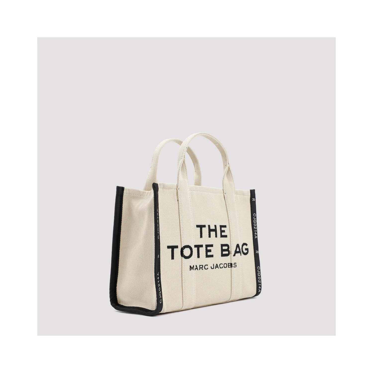 THE MEDIUM TOTE
