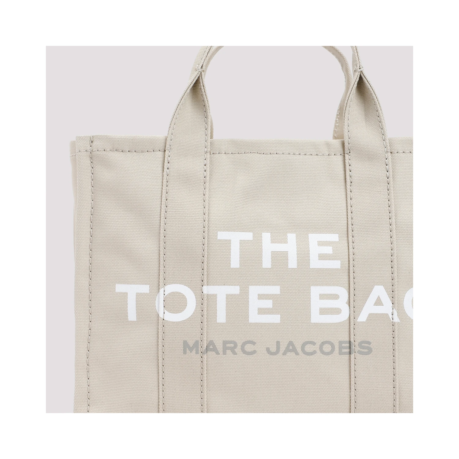 THE MEDIUM TOTE