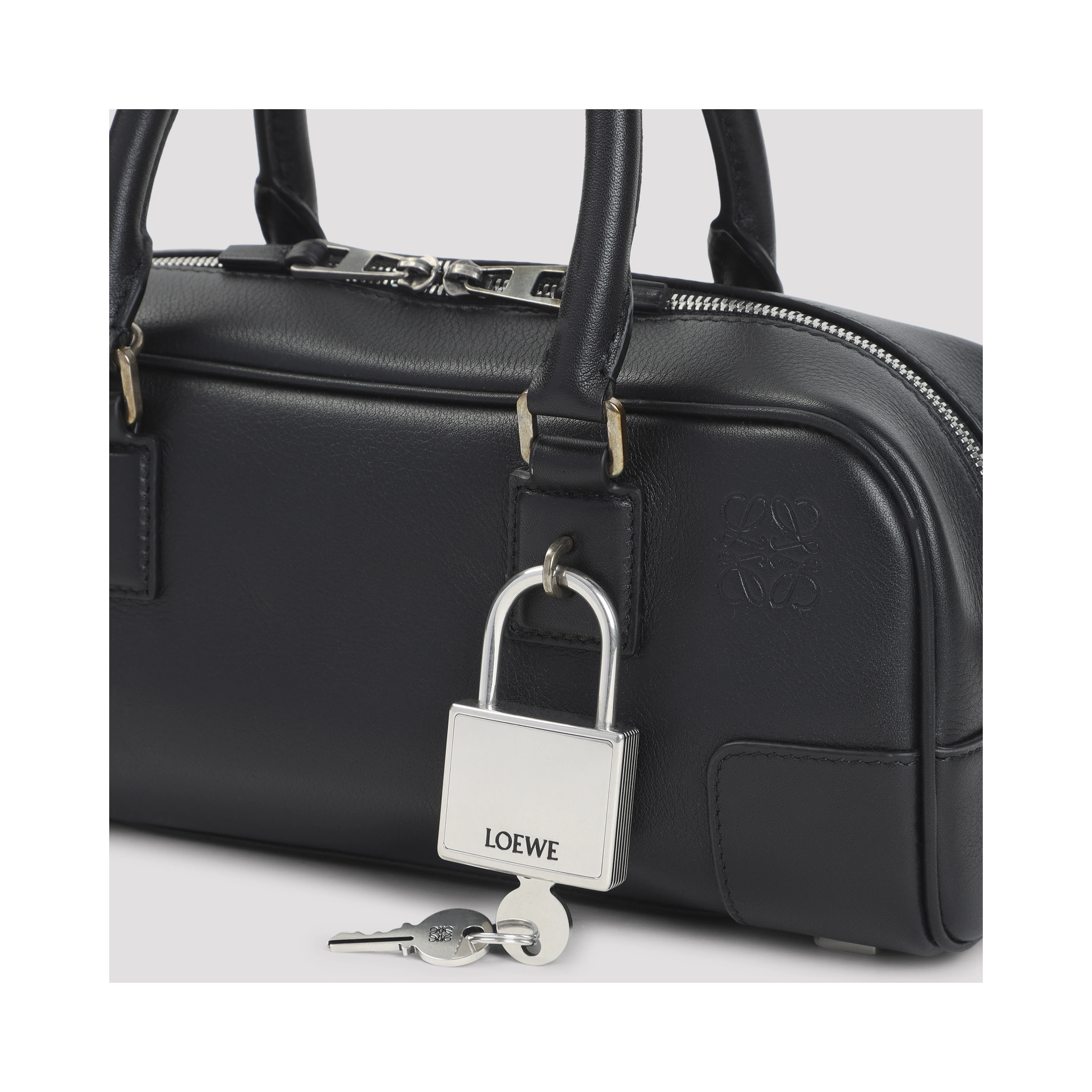 Loewe Amazona 23 Cropped Bag