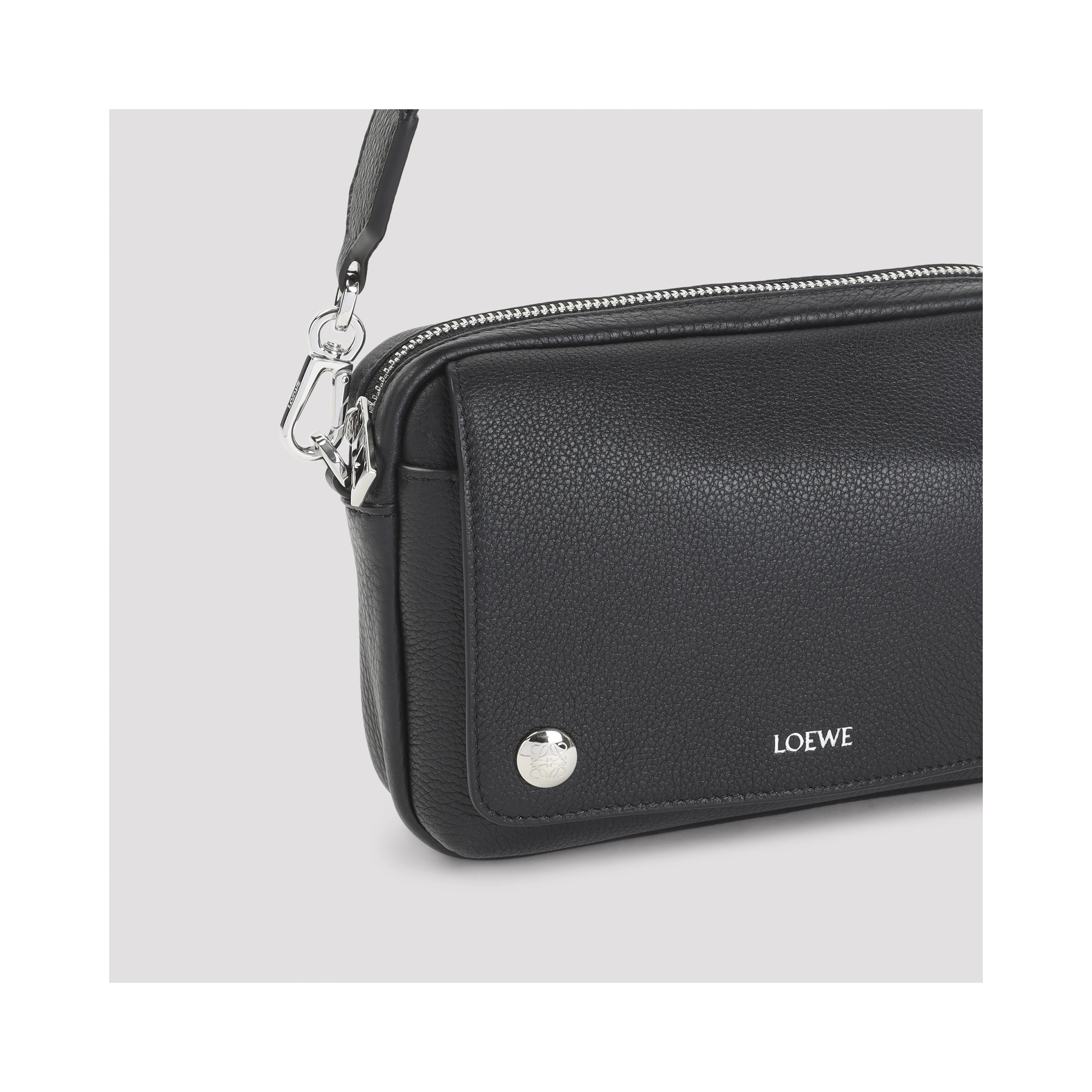 Loewe Pebble Messenger Small Bag
