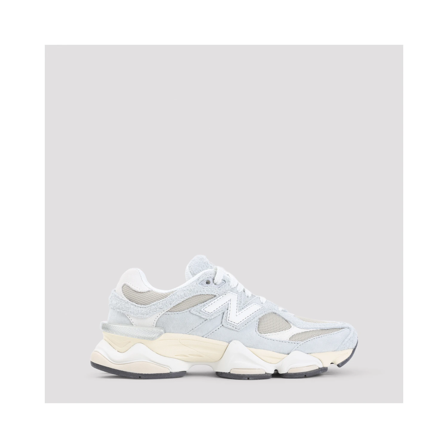 New Balance 9060 Sneakers