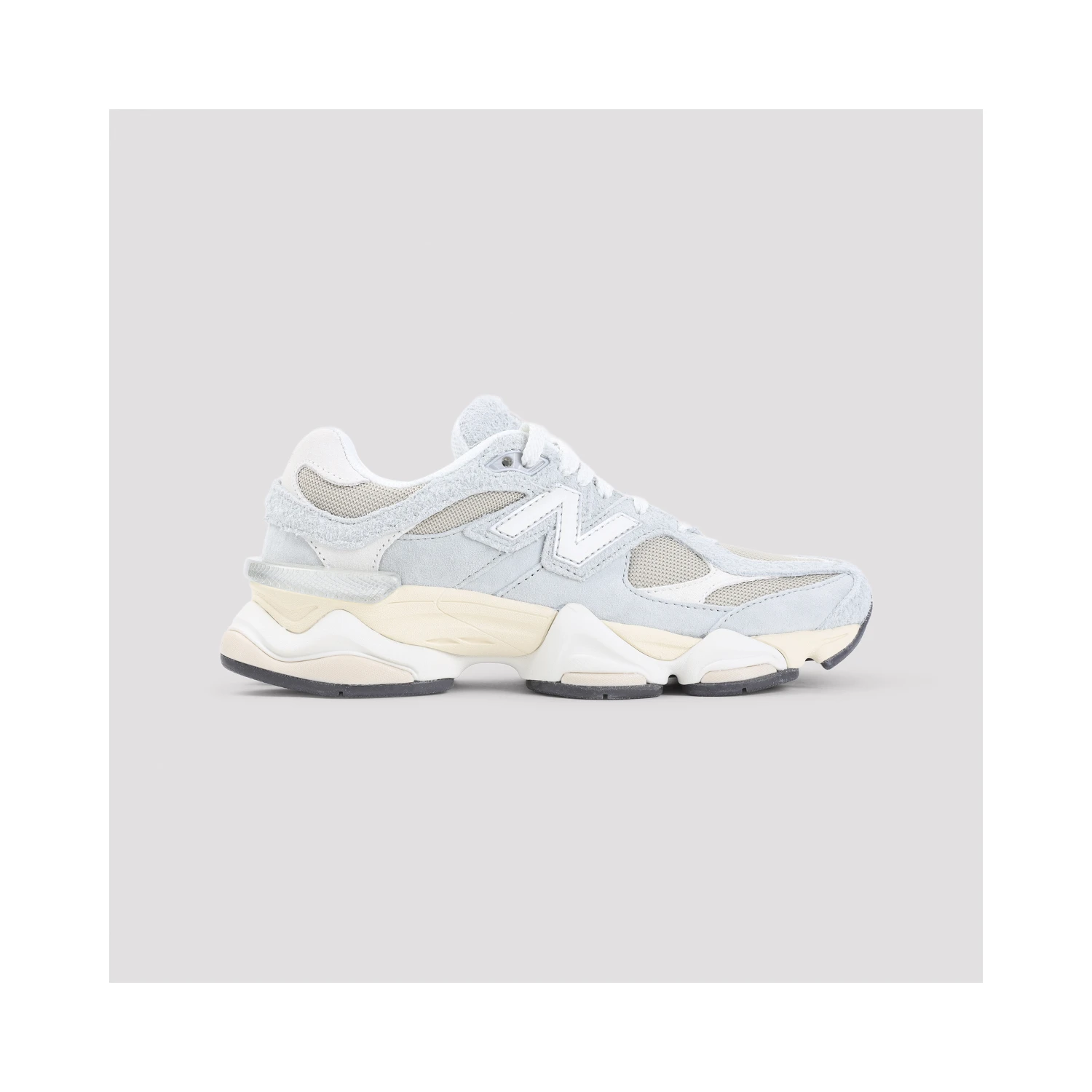 New Balance 9060 Sneakers
