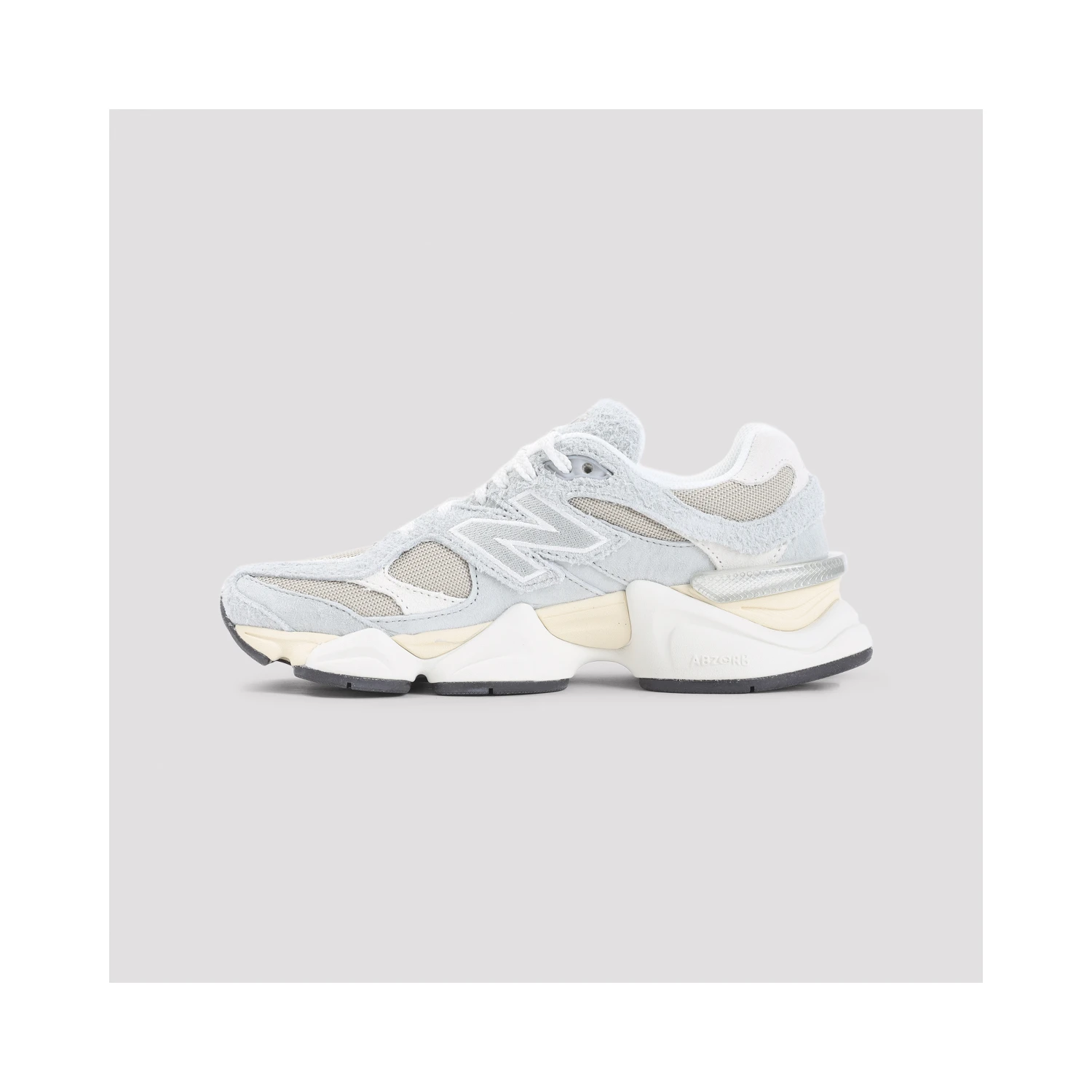 New Balance 9060 Sneakers